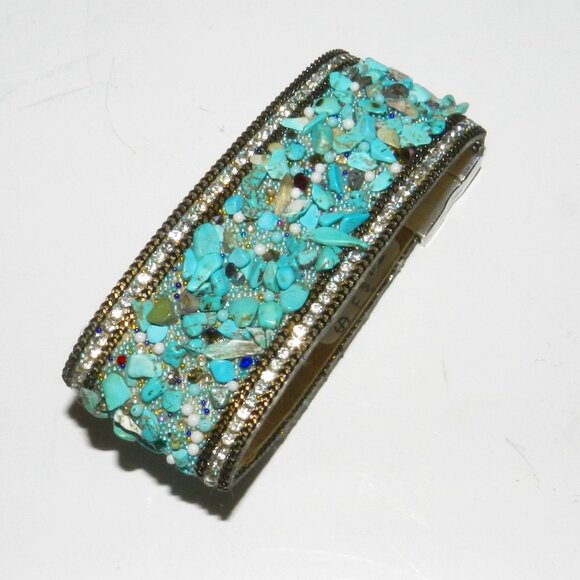 Wide Turquoise Bracelet With Magnetic Closure - Picture 10 of 13